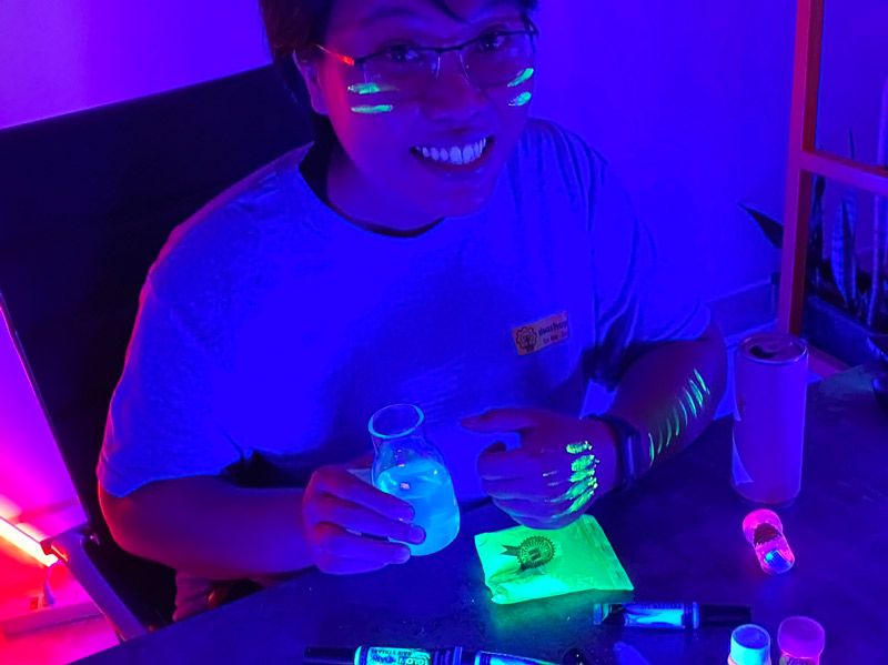 bán và cho thuê đèn sân khấu blacklight UV