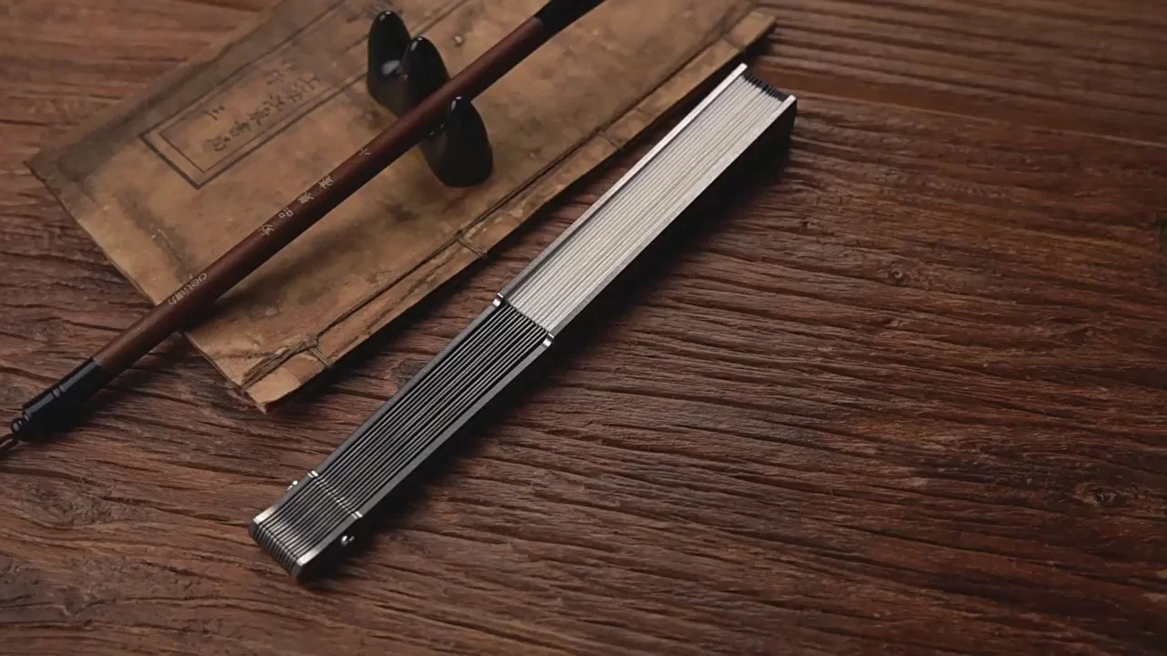 Quat-EDC-Titan-Like-New--3.jpg?v=1769710374