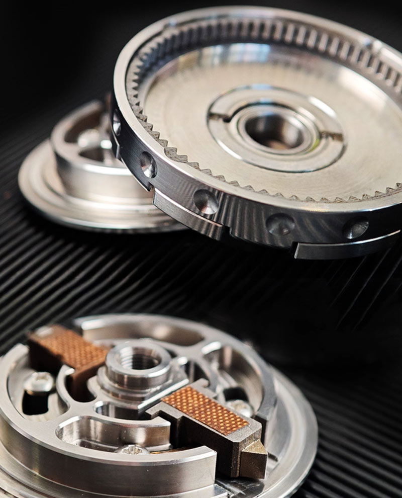 Spinner-EDC-Ket-Hop-Xu-Xoay-Falcon-by-Metilis_spinner-edc-metilis-falcon1.jpg