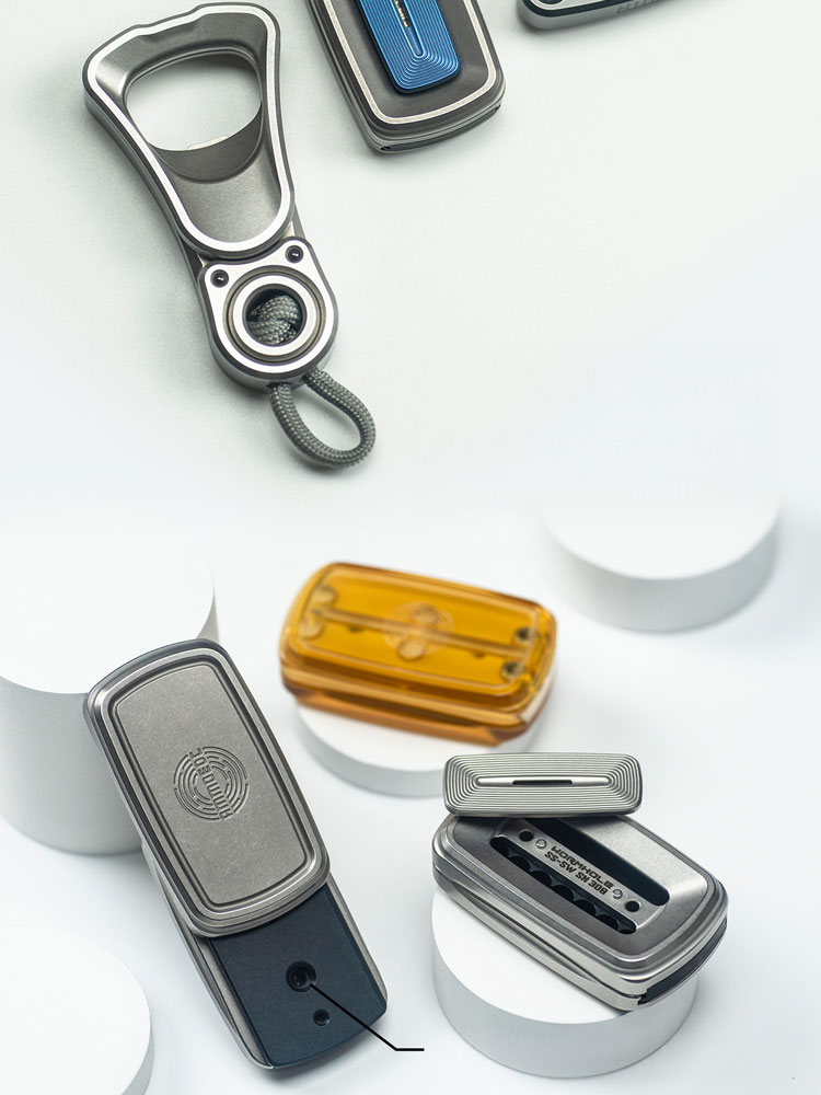 The-Day-EDC-Bi-Truot-Nam-Cham-Wormhole-by-AMMO-Like-New-_the-day-edc-bi-tu-tinh-wormhole-ammo1.jpg