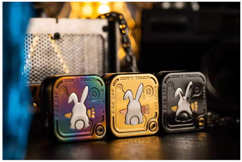 The-Day-EDC-La-Bai-Rabbit-Snap-Thep_the-day-edc-rabbit-snap-6.jpg