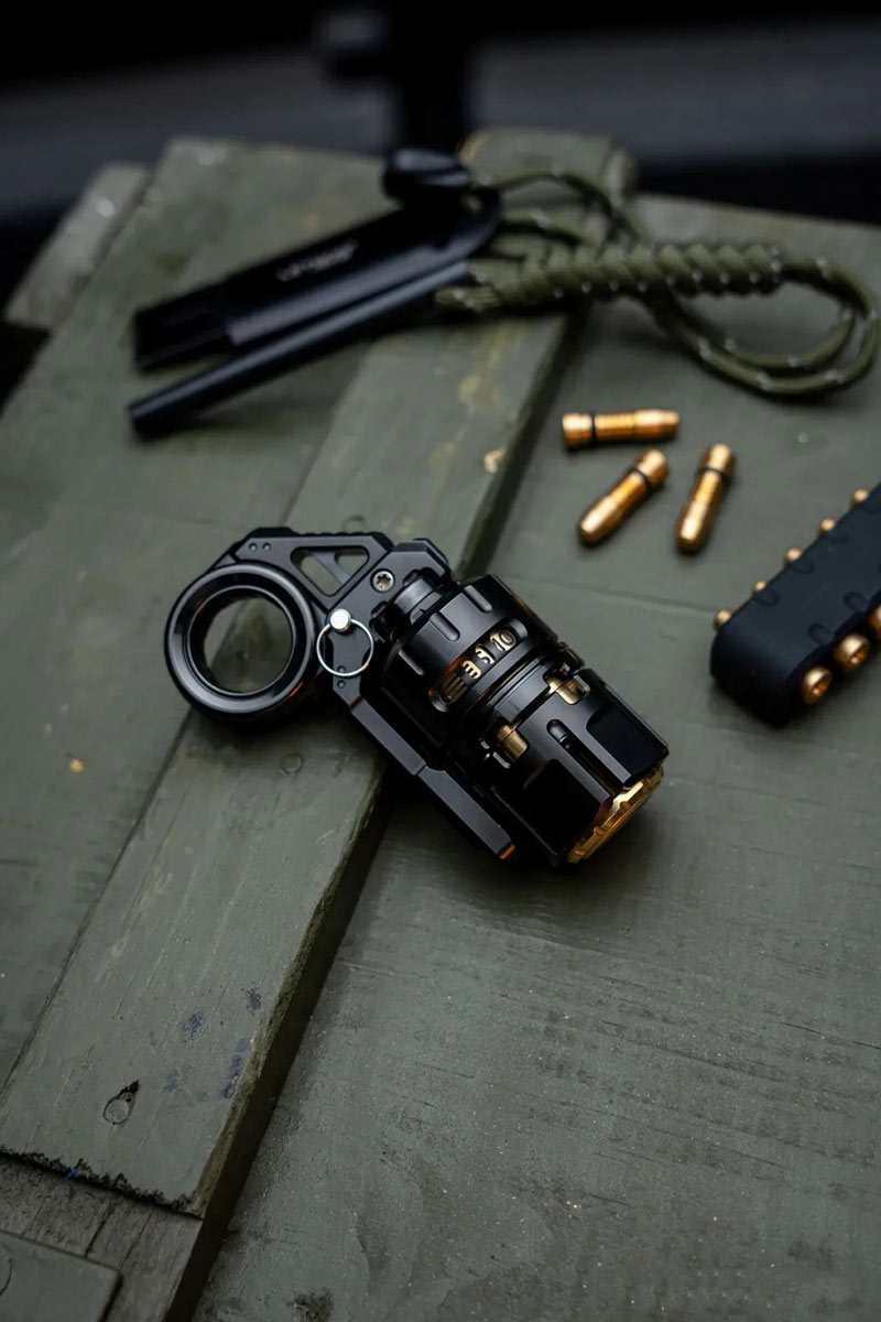 The-Day-EDC-Tactics-The-Destroyer-by-DJG_the-day-edc-tactic-destroyer-djg3.jpg