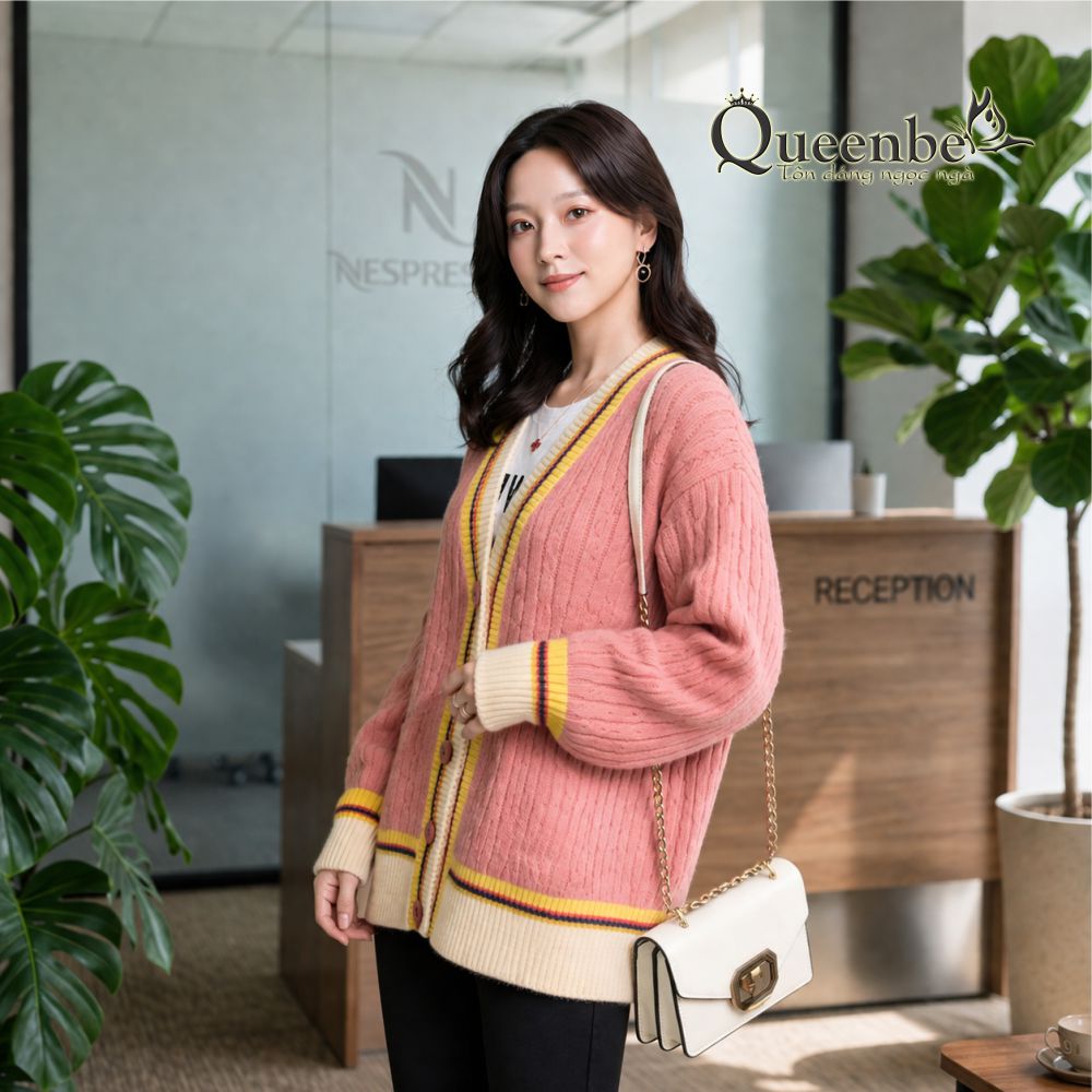 Áo khoác len nữ dài tay Queenbe GLA251