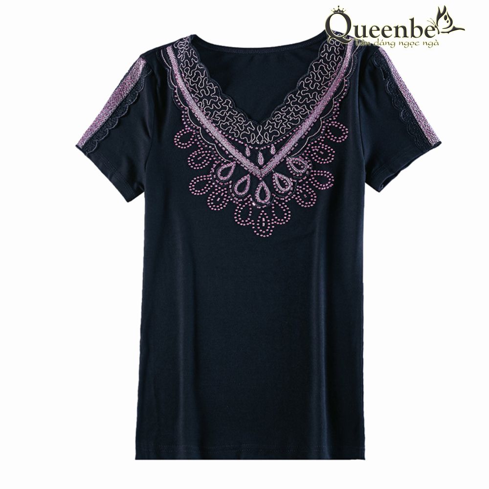 Áo thun nữ kiểu cổ tim đính đá có big size Queenbe GLA262