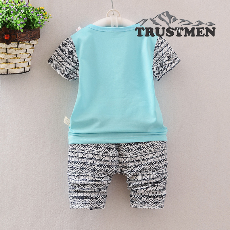 Bộ quần áo bé trai cotton tinh khiết Trustmen GLSET026 gồm áo thun và quần lỡ mềm thoáng thấm hút tốt