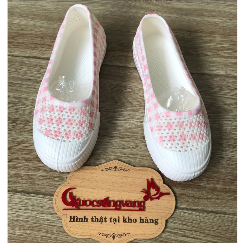 Phom nhỏ tiến 2 size - Giày nhựa dẻo kiểu nhật đúc liền đế chống va đập chống trượt Queenbe GLG127