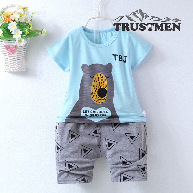 Bo-quan-ao-be-dau-gau-Trustmen-GLSET035-gom-ao-thun-gau-va-quan-lo-vai-cotton-tinh-khiet_bo_quan_ao_be_trai_mua_he_bo_do_be_trai_dep_GLSET035 (3).jpg