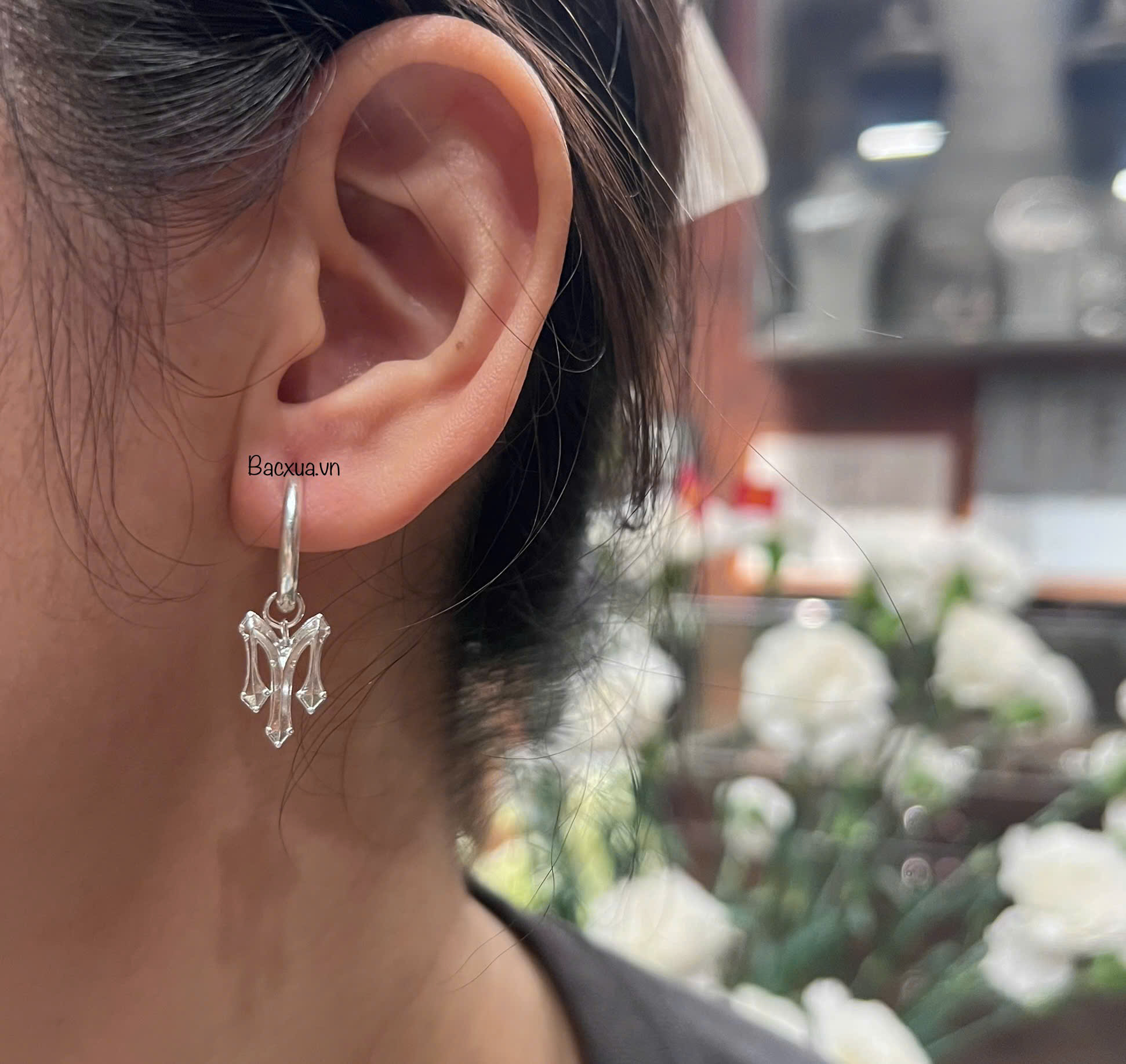 KHuyên tai Anh Trai Vượt Ngàn Chông Gai bạc nguyên chất 99