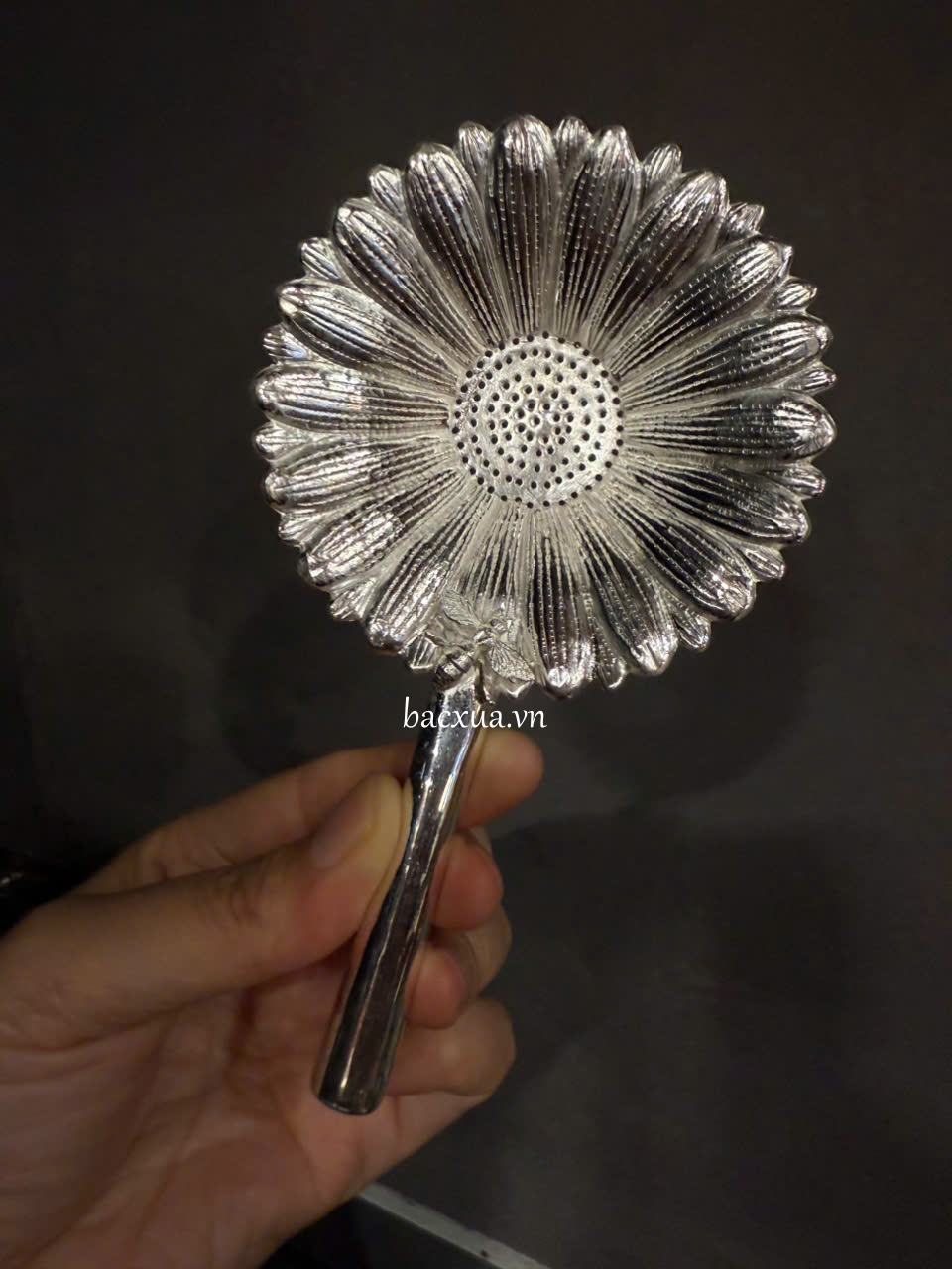 Lọc trà hoa cúc ong 3d bạc nguyên chất 99