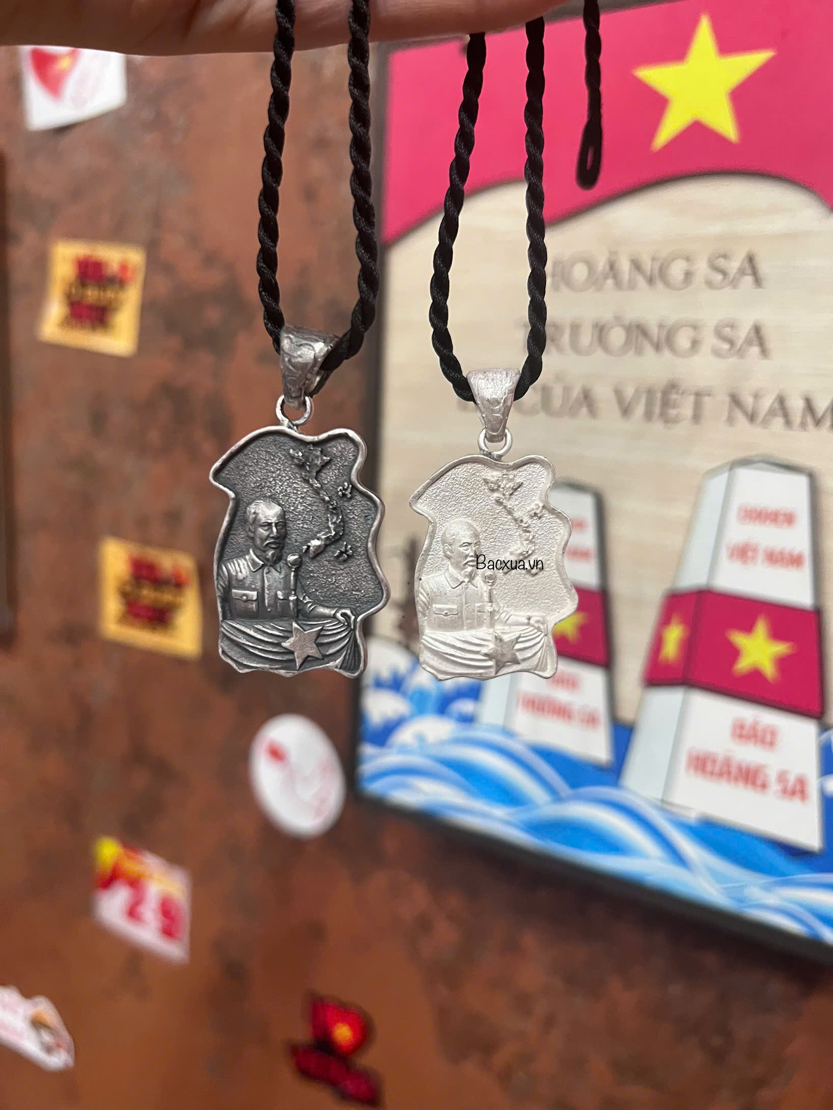 Quốc Khánh Việt Nam bạc nguyên chất 99