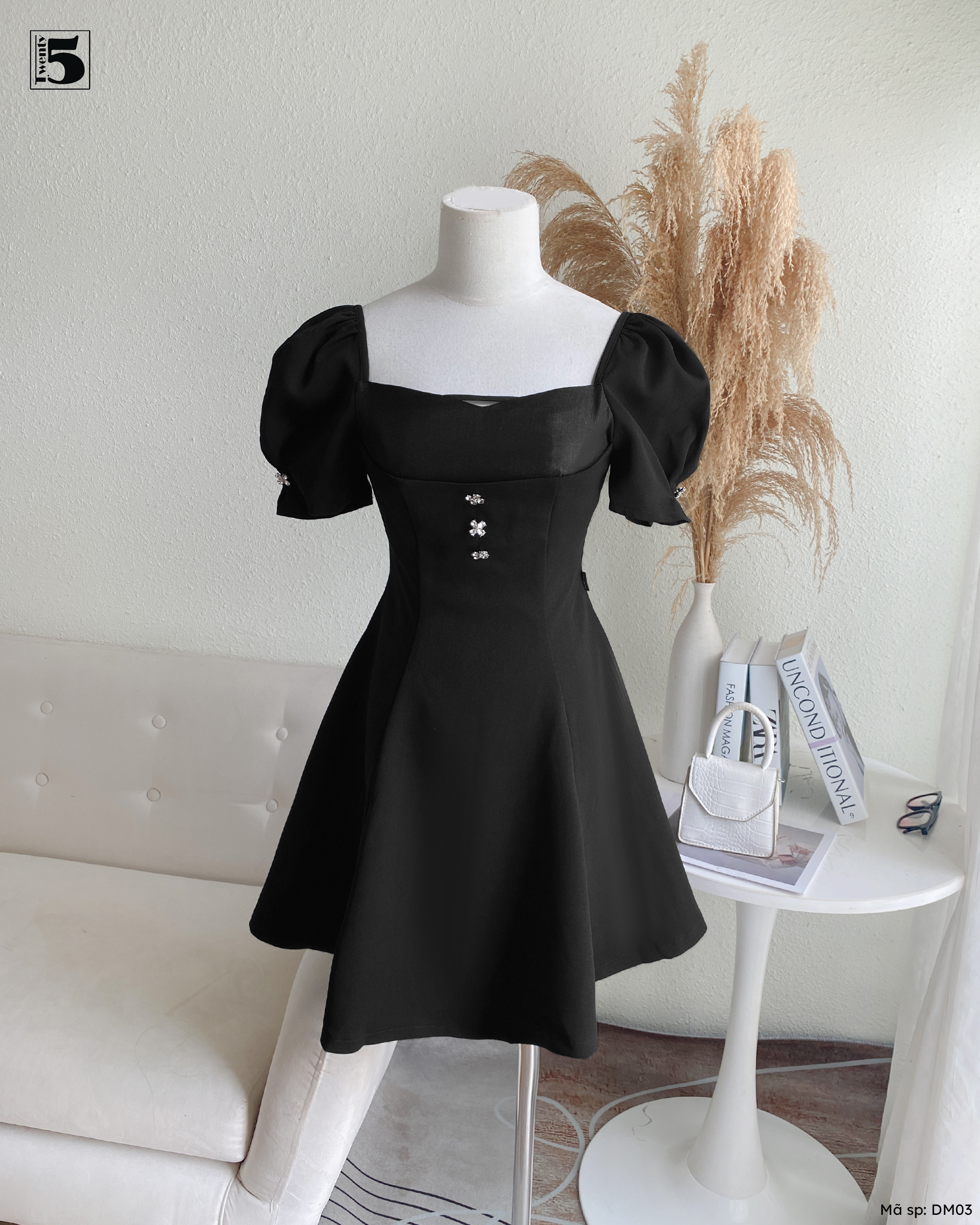 Đầm ngắn tay DM03-589