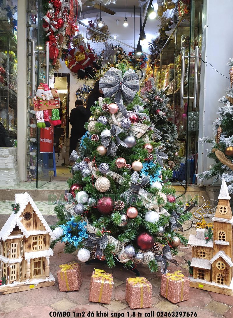 Cây thông noel rẻ