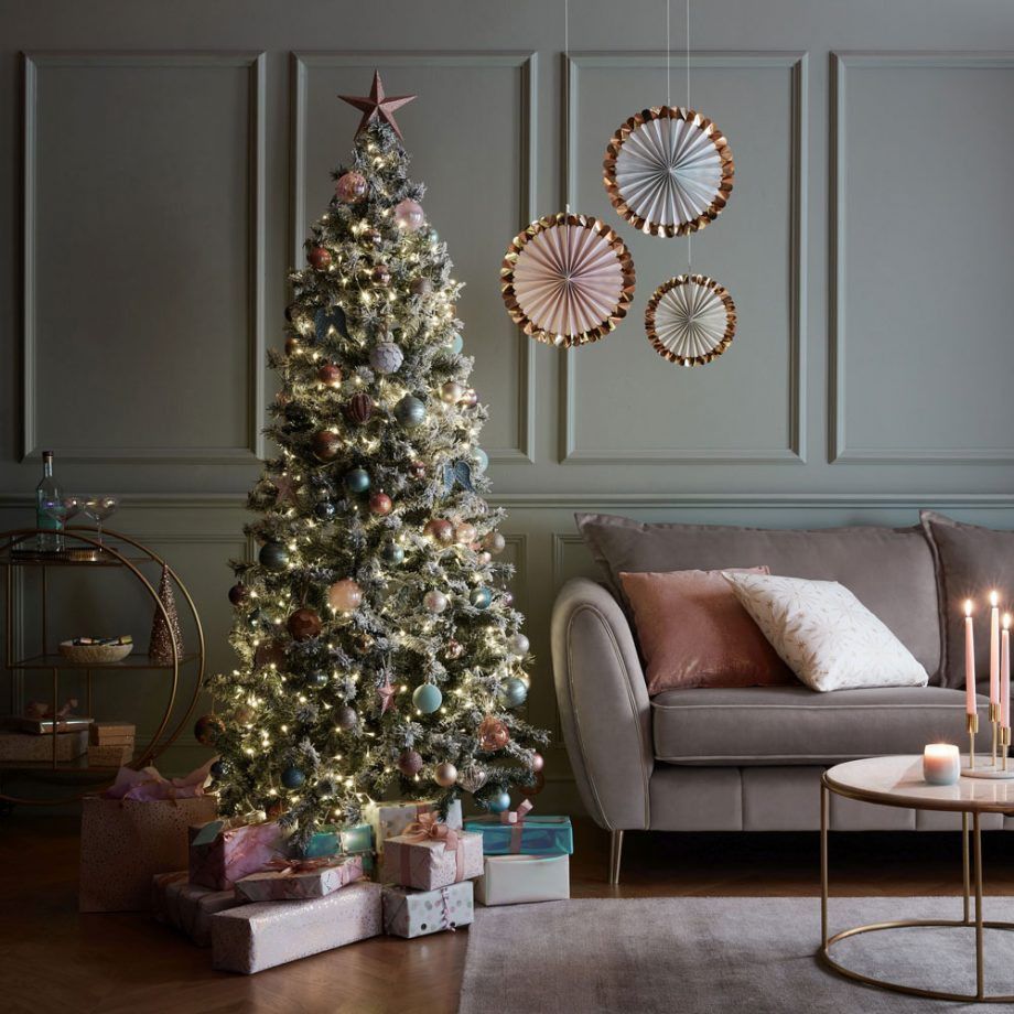 DỊCH VỤ TRANG TRÍ CÂY THÔNG NOEL TẠI QUẬN CẦU GIẤY – CHILL DECOR