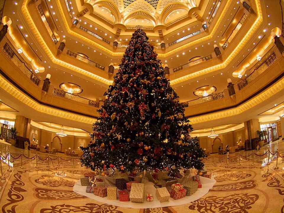 Trang trí noel giáng sinh độc đáo cho cửa hàng 06.10.2023