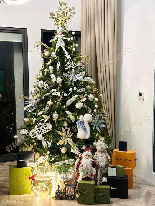 Top 50 mẫu trang trí Noel rẻ và đẹp nhất 21.10.2023