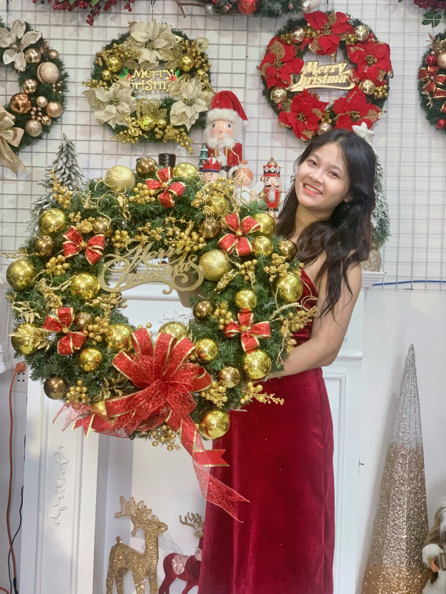 Phụ kiện trang trí cây thông giáng sinh, ông già Noel 21.10.2023