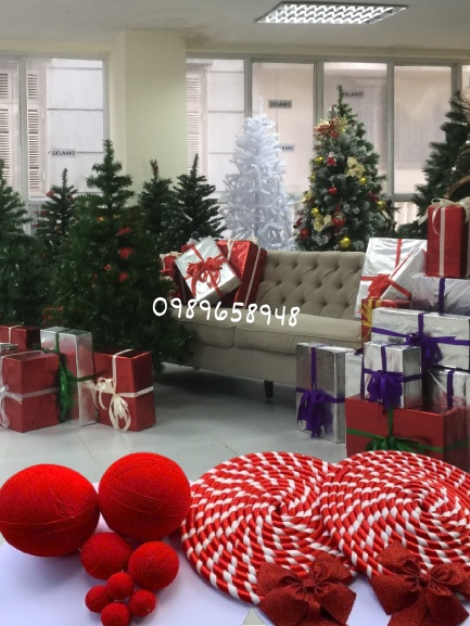 Trái châu noel bọc len 20 cm