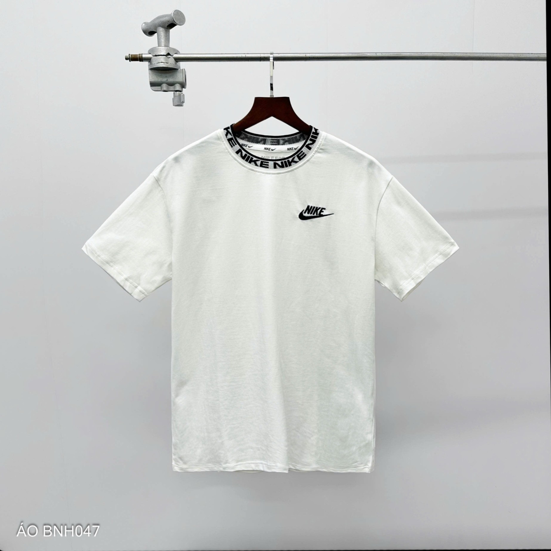 ÁO BNH047 - Trắng - XL