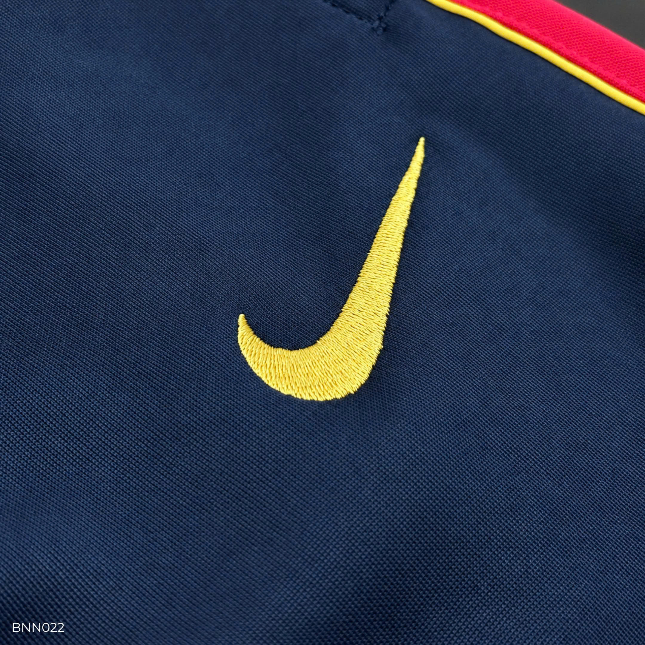 BNN022 FCB04
