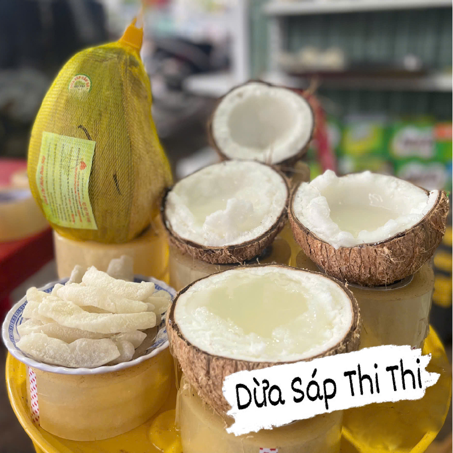 Combo Dừa Sáp Loại 1 Size Lớn + 150gr Mứt Dừa Sáp Loại 1 Vị Lá Dứa