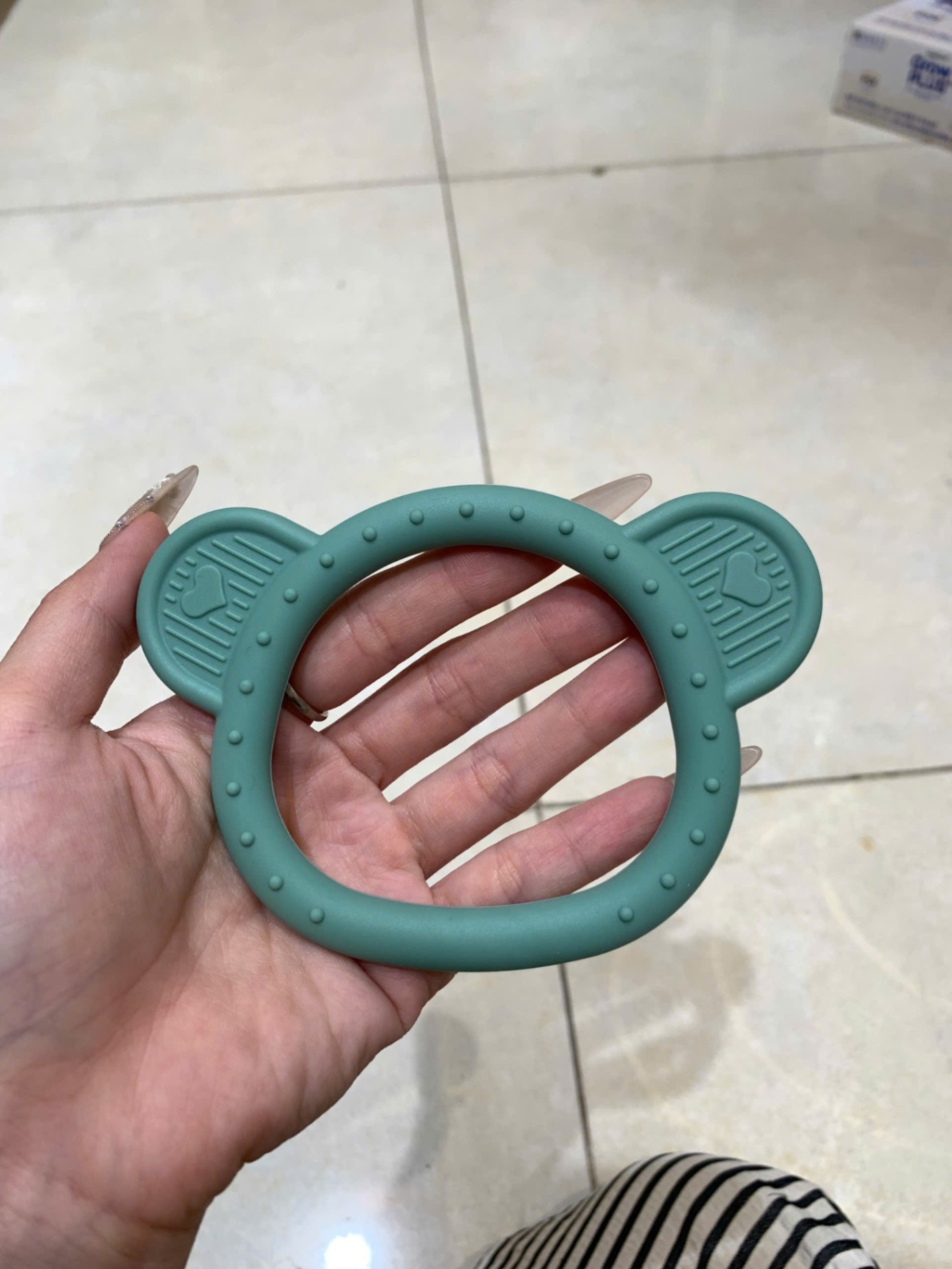 Molli - Gặm nướu hình mặt gấu màu xanh ( green )