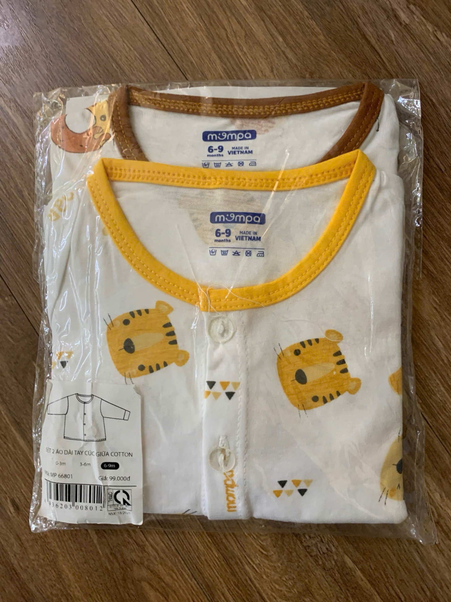 Mompa - Sét 2 áo dài tay cúc giữa size 6-9M -99K