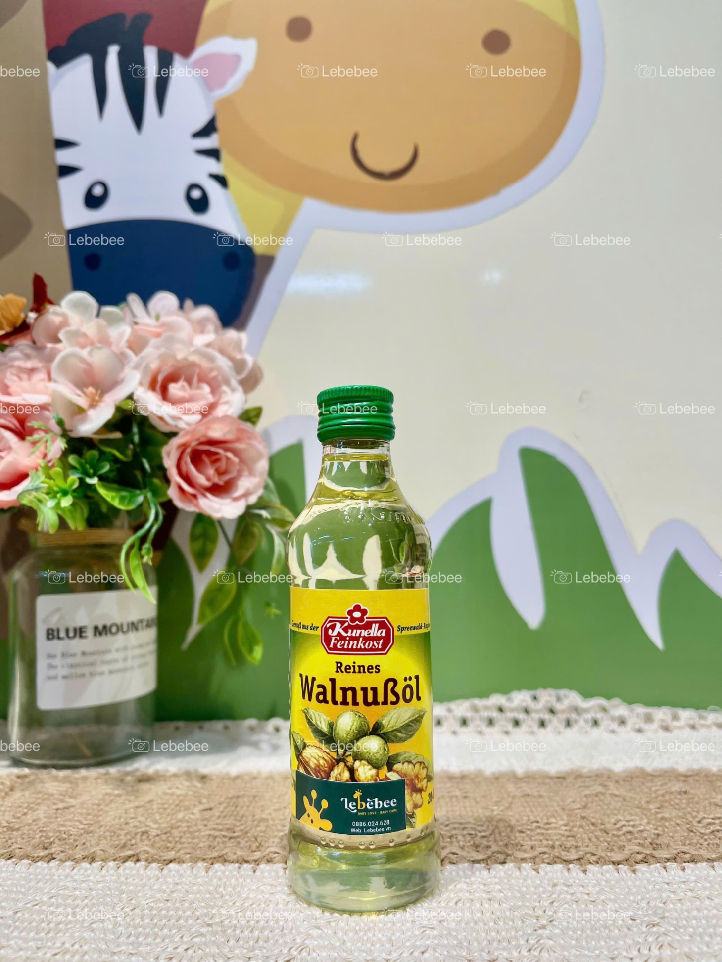 Dầu hạt óc chó ép lạnh Kunella Feinkost Đức cho bé từ 6 tháng ( chai 100ml)