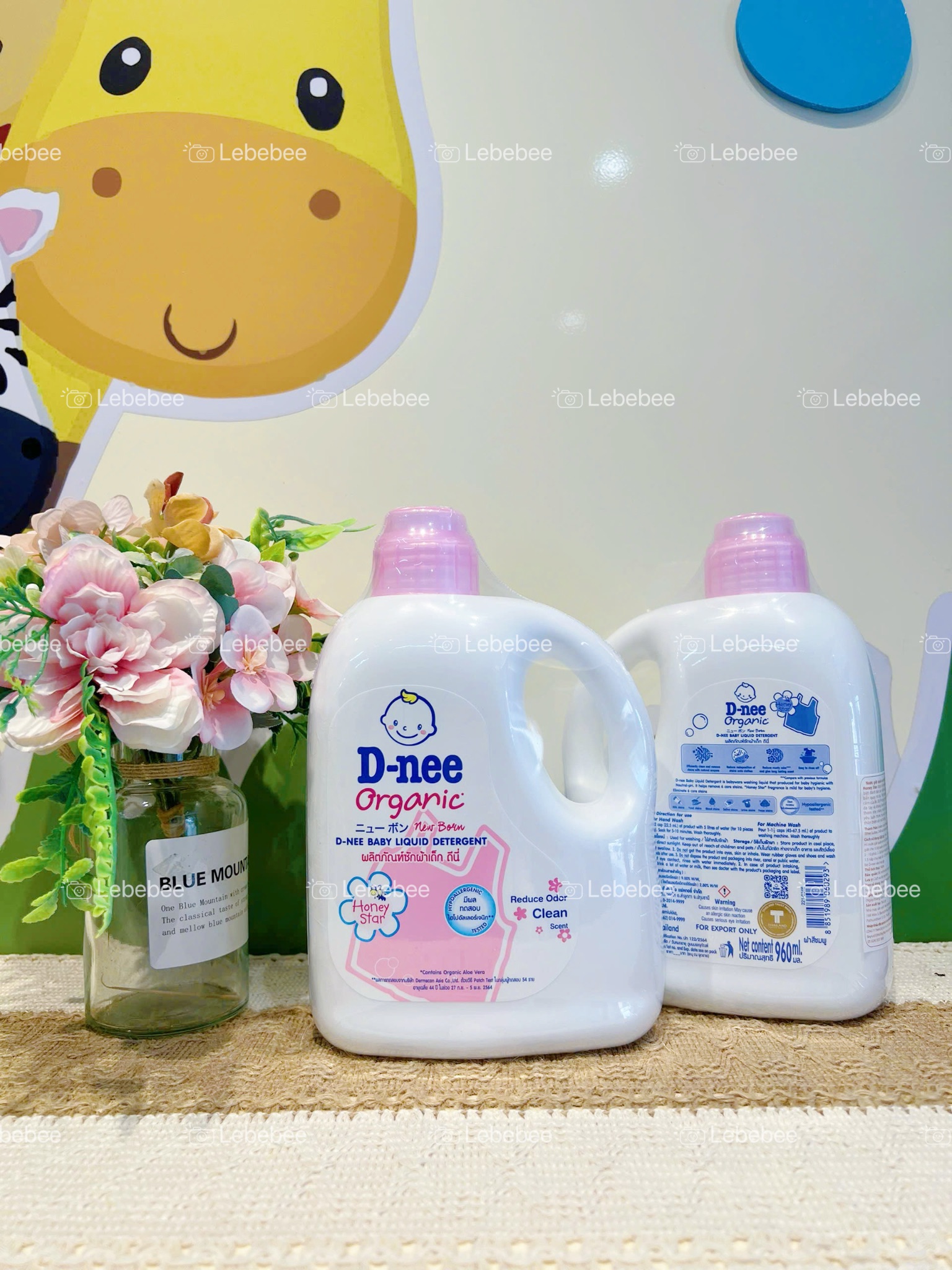 Nước giặt quần áo em bé Dnee Thái 960ml ( màu hồng )
