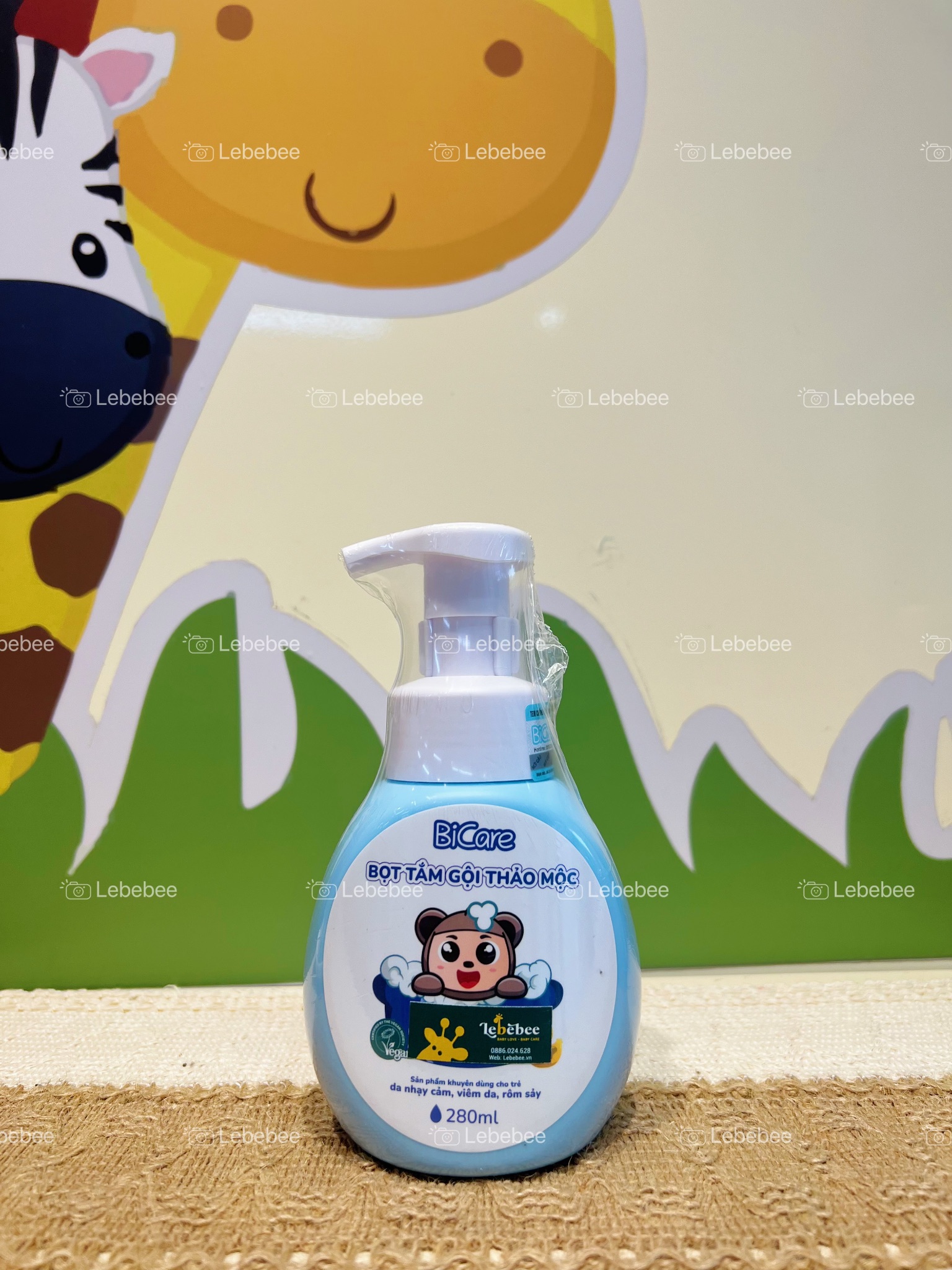 Bọt tắm gội thảo mộc Bicare 280ml
