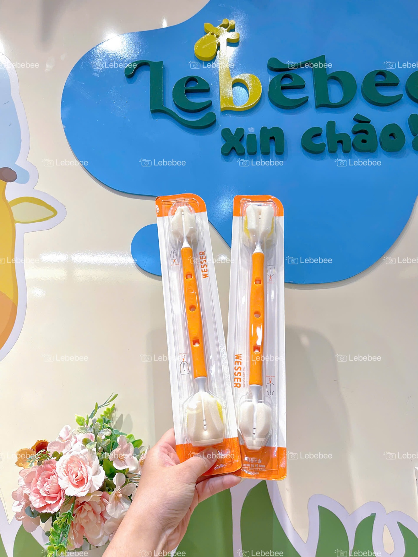 Dụng cụ vệ sinh bình sữa 2 đầu wesser