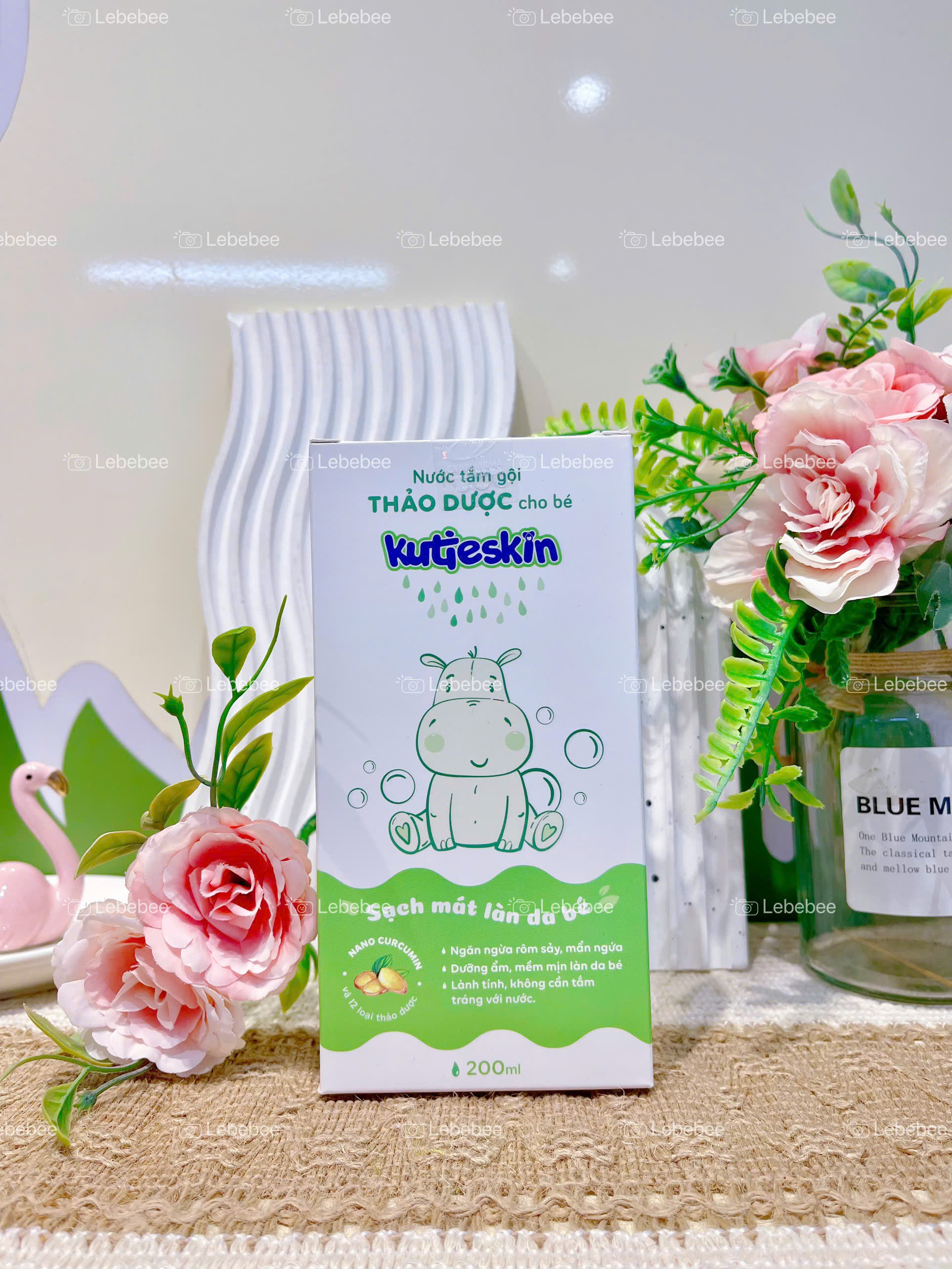 Nước tắm gội thảo dược kutieskin 200ml