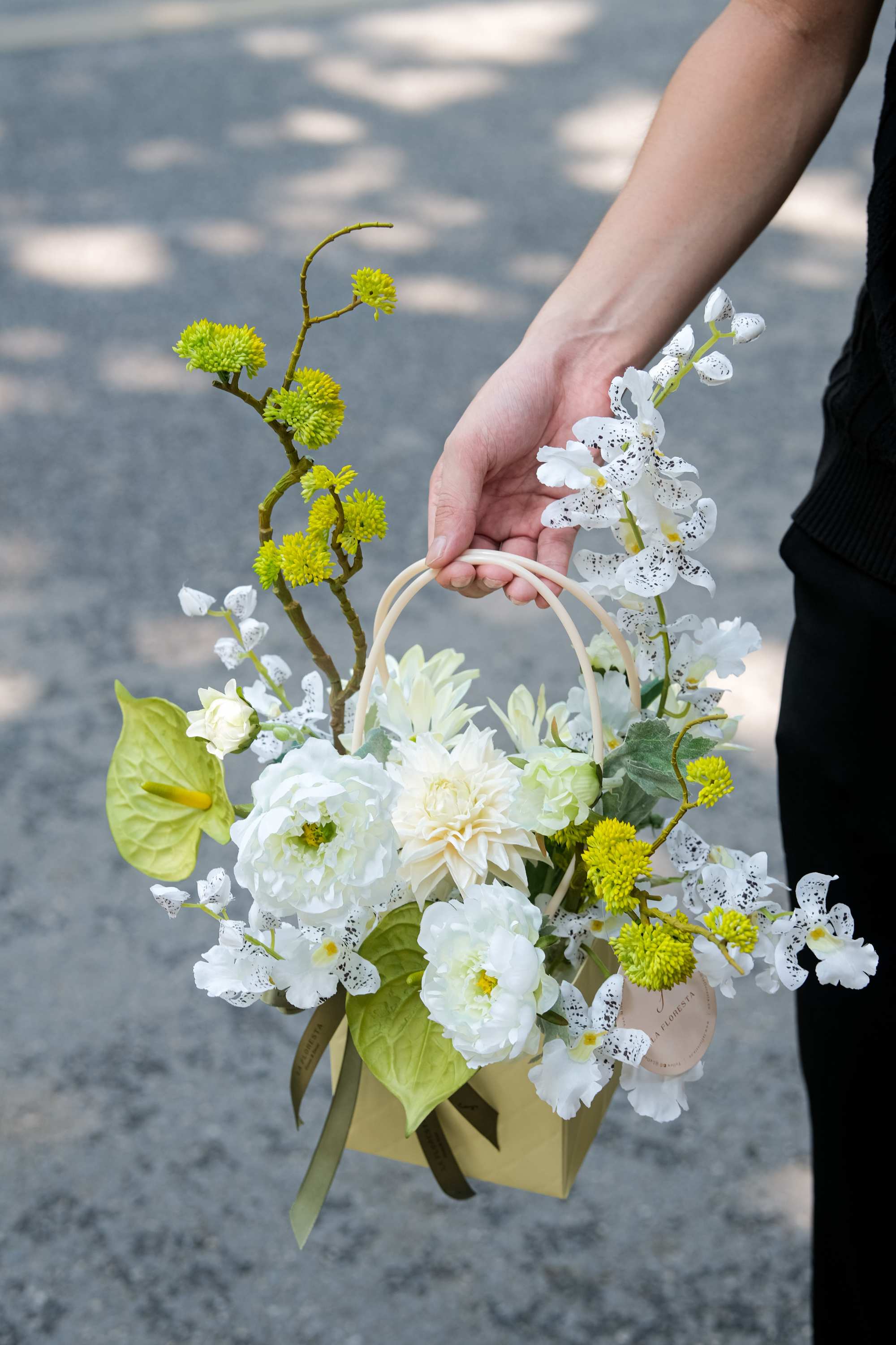 Giỏ hoa 20 11 ý nghĩa tặng thầy cô