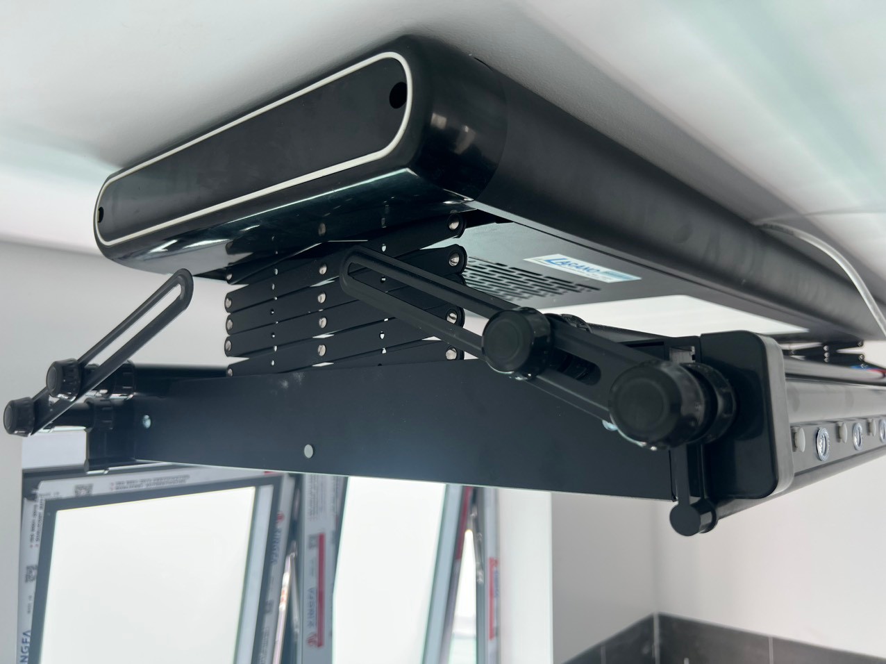 Hình ảnh lắp đặt thực tế LAN- 13FL Royal City