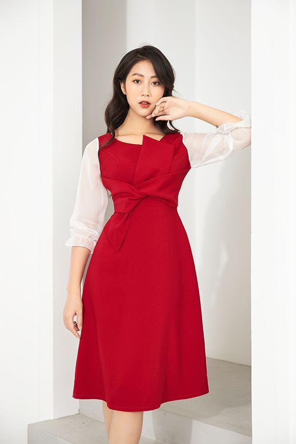 Mẫu váy suông công sở chữ A pha tay voan đang là xu hướng thời trang Thu Đông năm nay