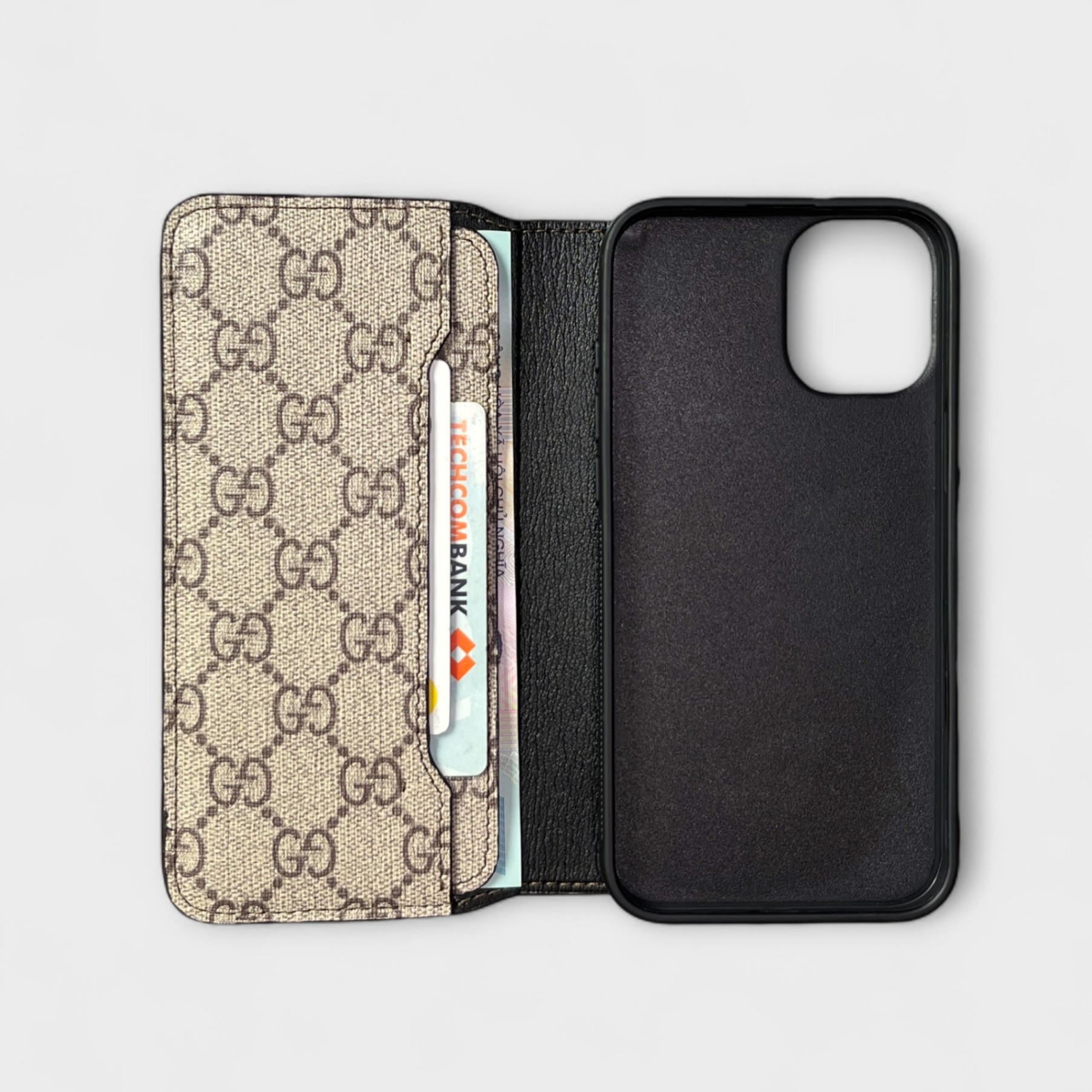 Bao da Flip Cover da Gucci thiết kế ngăn thẻ, ngăn tiền ngang
