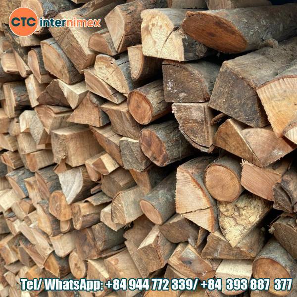 Which Fuelwood Is Best For Industrial Boilers? Moisture & Calorific Value Analysis For Optimal Performance