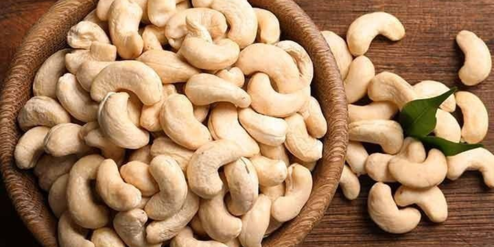 B2B-Cashew-Sourcing-Why-Global-F-amp-B-Factories-Are-Shifting-to-Vietnamese-Suppliers-1.png