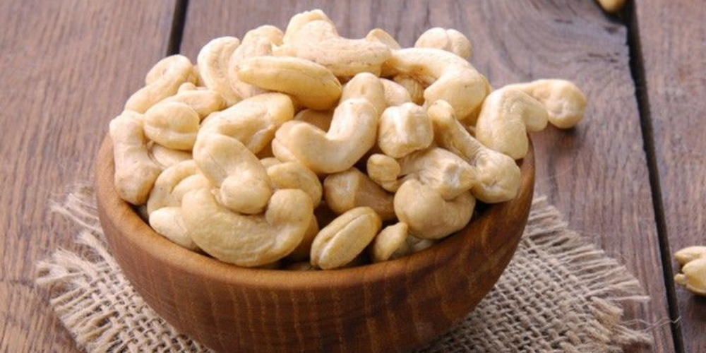 Sourcing-Premium-Cashews-for-Confectionery-Manufacturing-Why-Binh-Phuoc-s-5-Star-OCOP-Kernels-are-the-Global-Gold-Standard-2.png