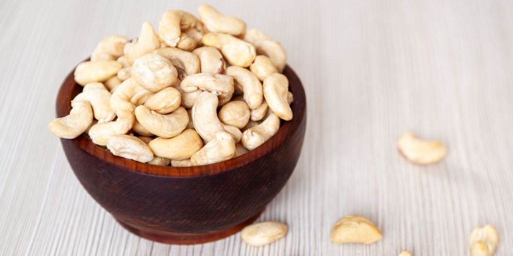 The-Plant-Based-Revolution-Why-Vietnam-Cashew-Nuts-are-the-Premier-Ingredient-for-Global-Food-Innovators-2.jpg