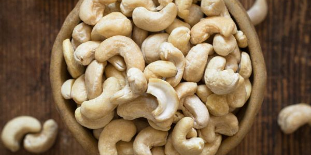 Vietnam-Cashew-Nuts-A-Strategic-Procurement-Guide-for-Global-Bulk-Importers-1.png