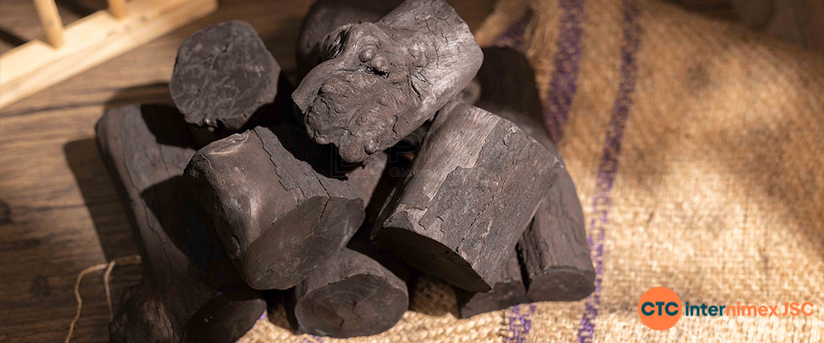 Vietnam-Hardwood-Charcoal-Export-5-Key-Product-Lines-For-Global-Markets-5.png