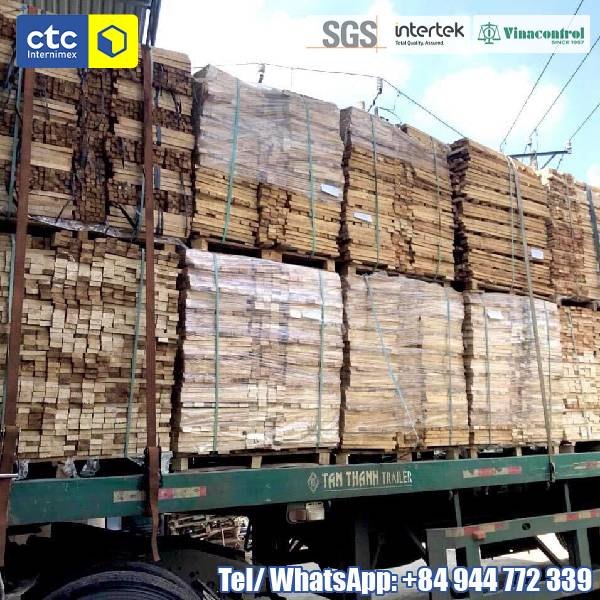 Dried Rubberwood Lumber