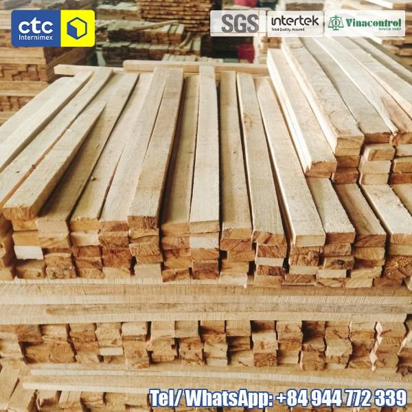 Dried Rubberwood Lumber