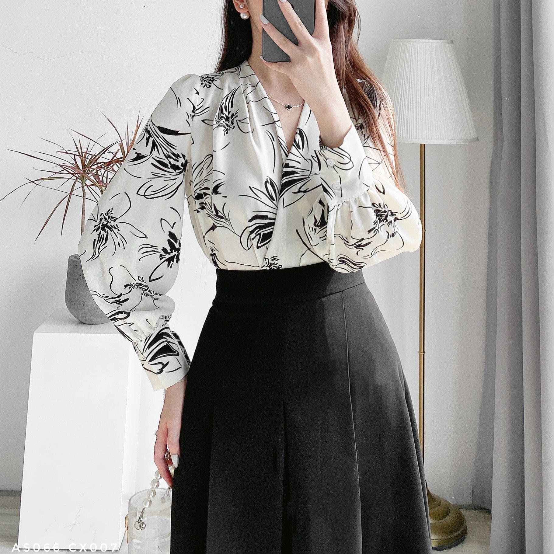 Chân váy xòe phối ly sang chảnh