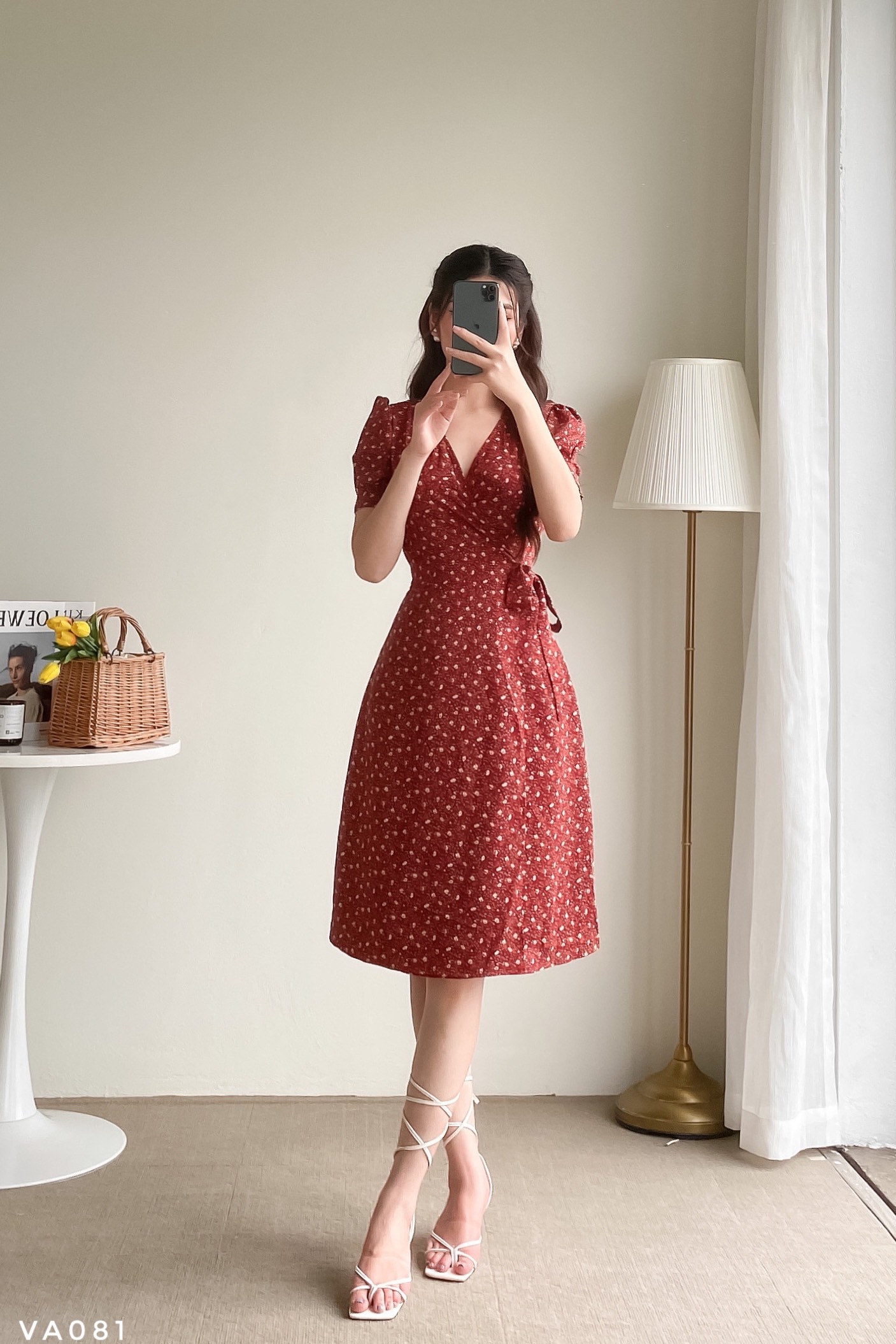 Váy hoa dáng A vạt chéo trẻ trung