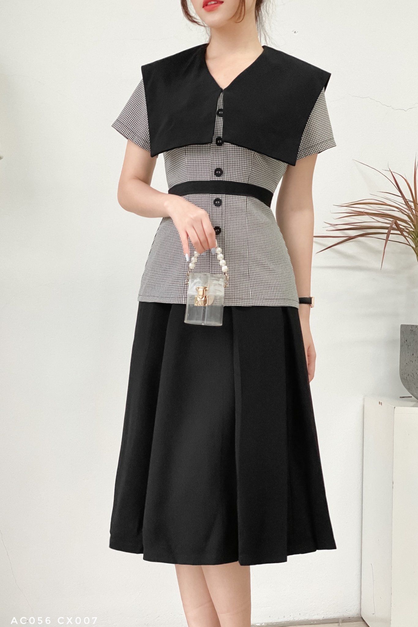 Áo cách điệu phối cổ sang chảnh