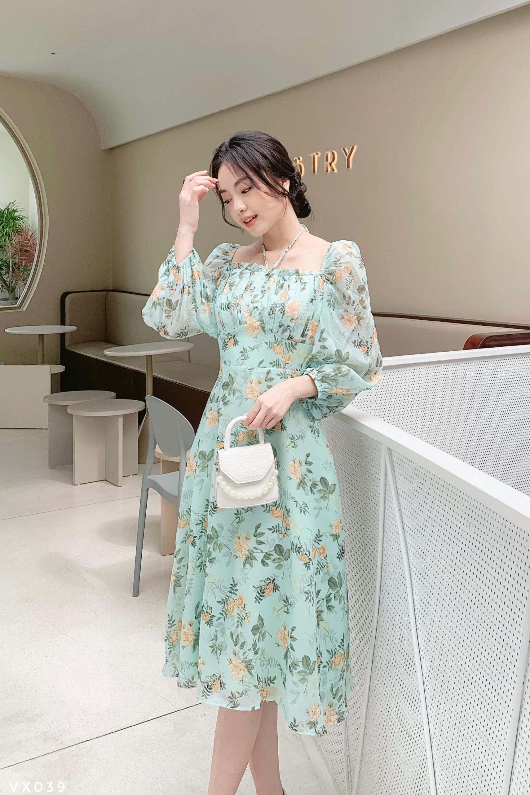 Váy hoa xòe nhún ngực tay bồng tiểu thư