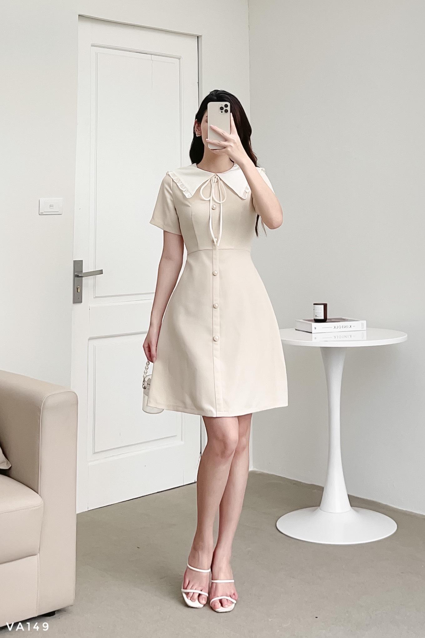 Váy dáng A cổ cách điệu phối bèo tiểu thư