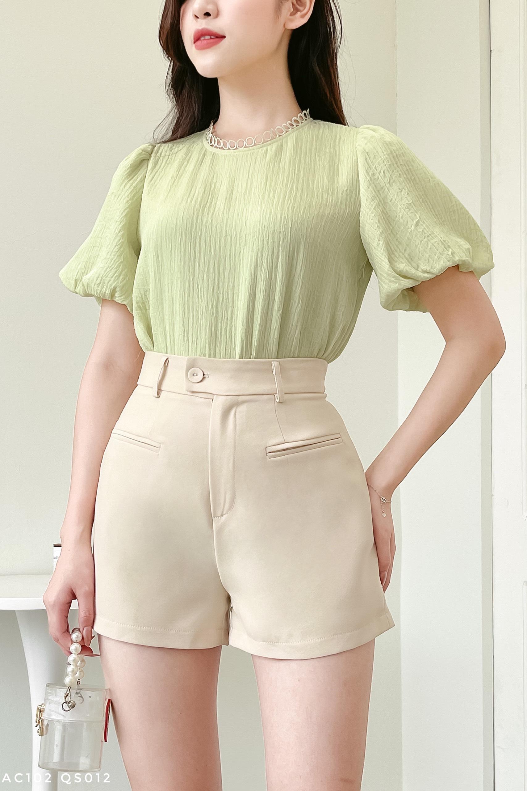 Áo cách điệu tay bồng nữ tính