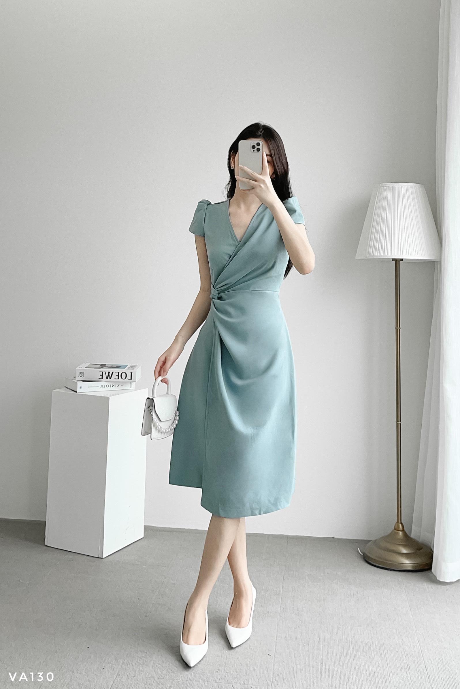 Váy dáng A eo cách điệu tôn dáng